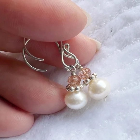 💎Sterling Silver Earrings with Freshwater Pearl and Sunstone Gemstones - Picture 9 of 9
